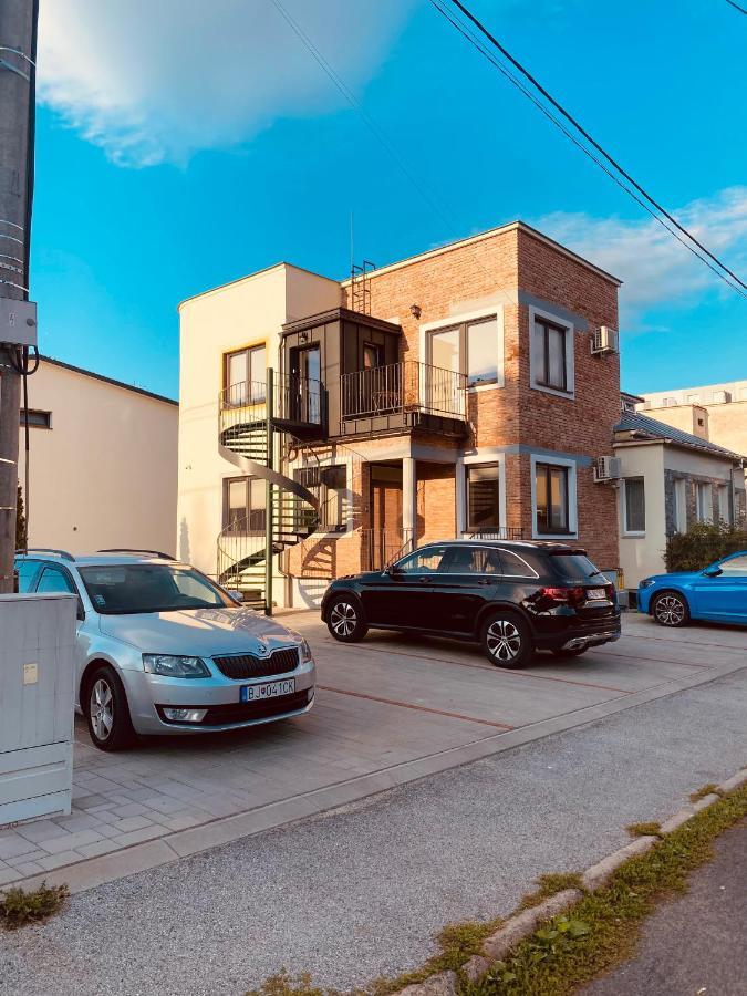 Útulný apartmán v blízskom centre mesta Bardejov Esterno foto